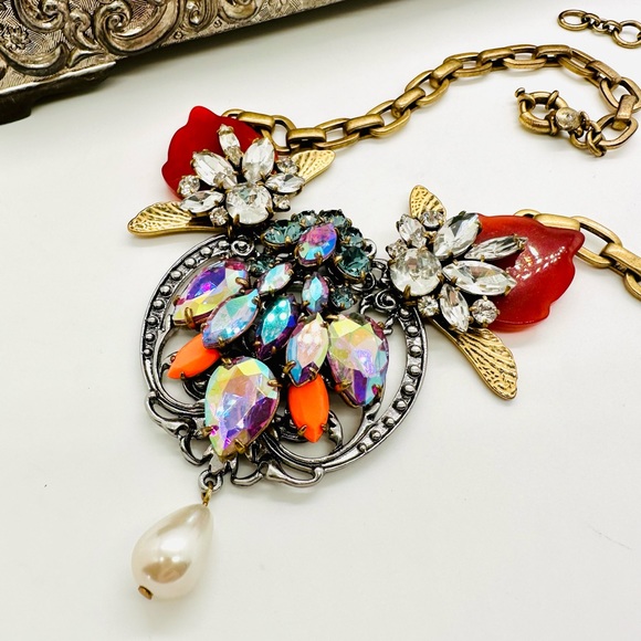 🔥 Vintage J Crew Crystal statement necklace - Picture 10 of 17